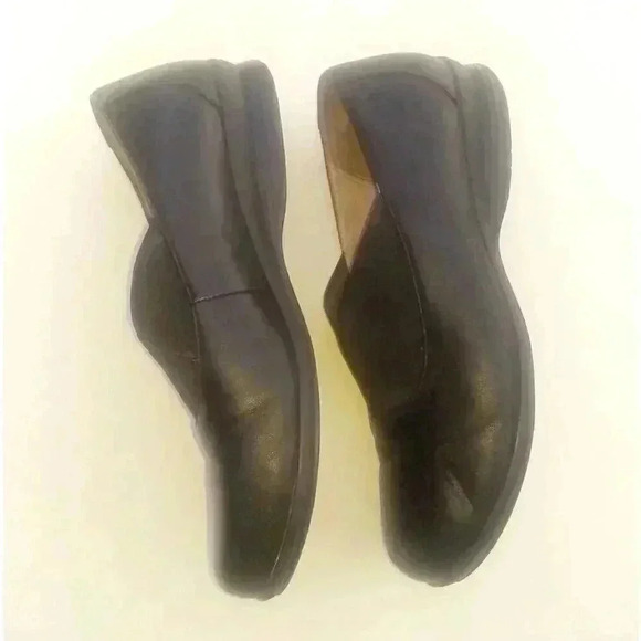 Dansko Womens Ann Slip On Shoes Black Leather Round Toe 7.5-8 EUR 38 - Picture 4 of 9